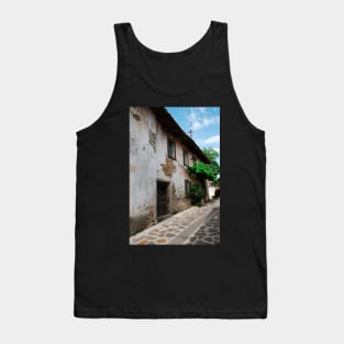 Building in Smartno Tank Top